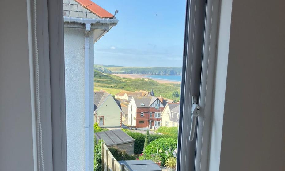 Downside Annex Woolacombe Holiday Accommodation Pet Friendly Sleeps 2